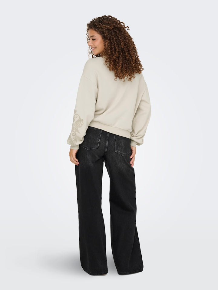 Onlbrooklyn L/s Embroidery Box Swt - Ecru