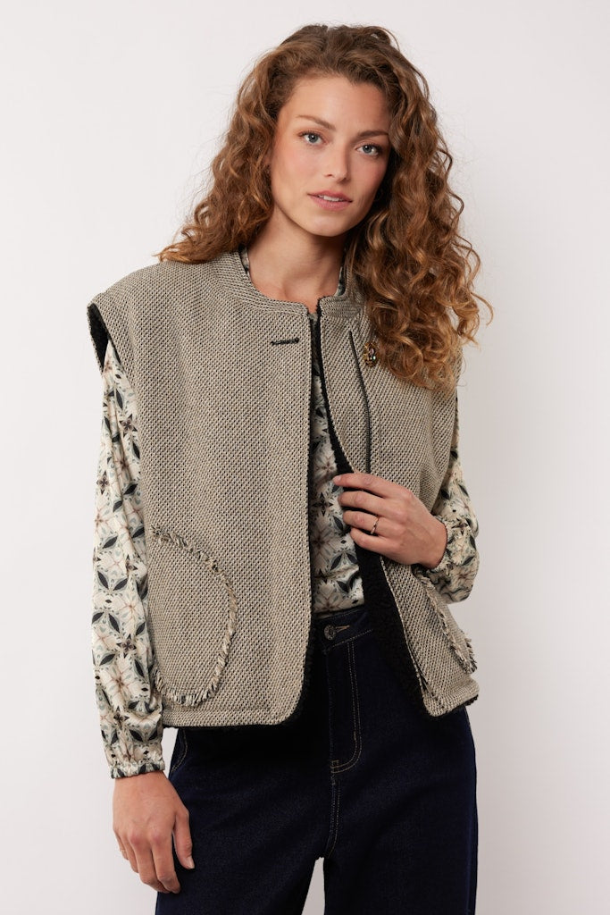 Kamala Gilet##3; 001757 Black/oli - Zwart Dessin