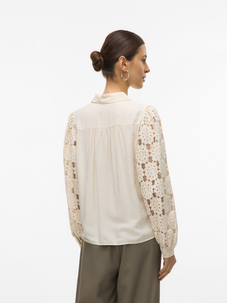 Vmfabena L/s Shirt Wvn Btq Ga - Beige