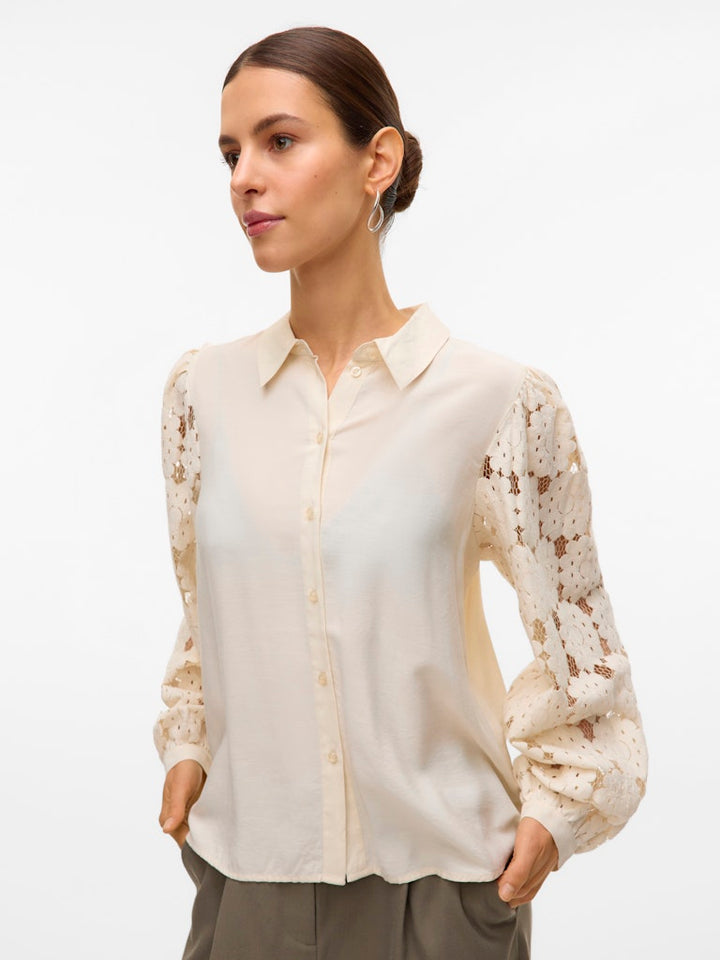 Vmfabena L/s Shirt Wvn Btq Ga - Beige