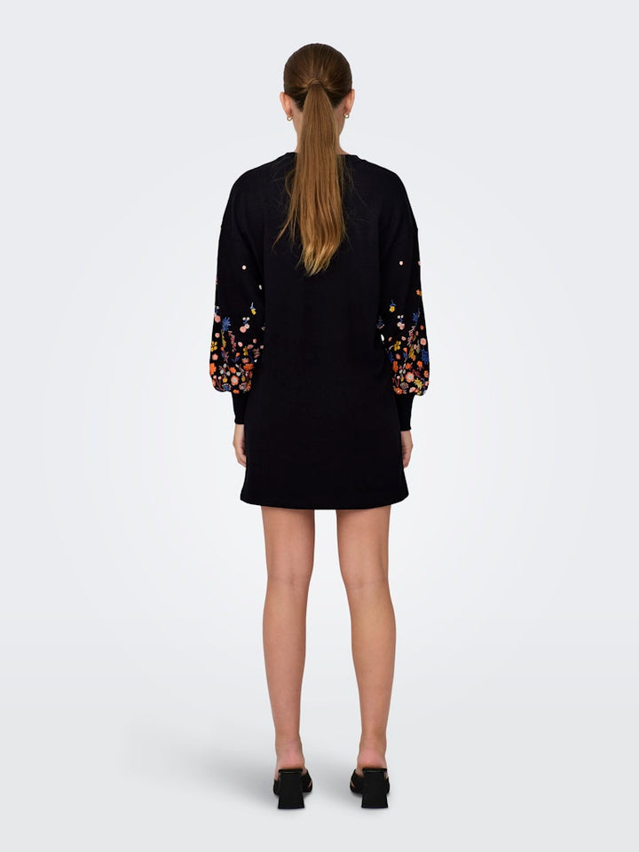 Onlbrooke Ls Short Dress Flower Swt Noos - Zwart