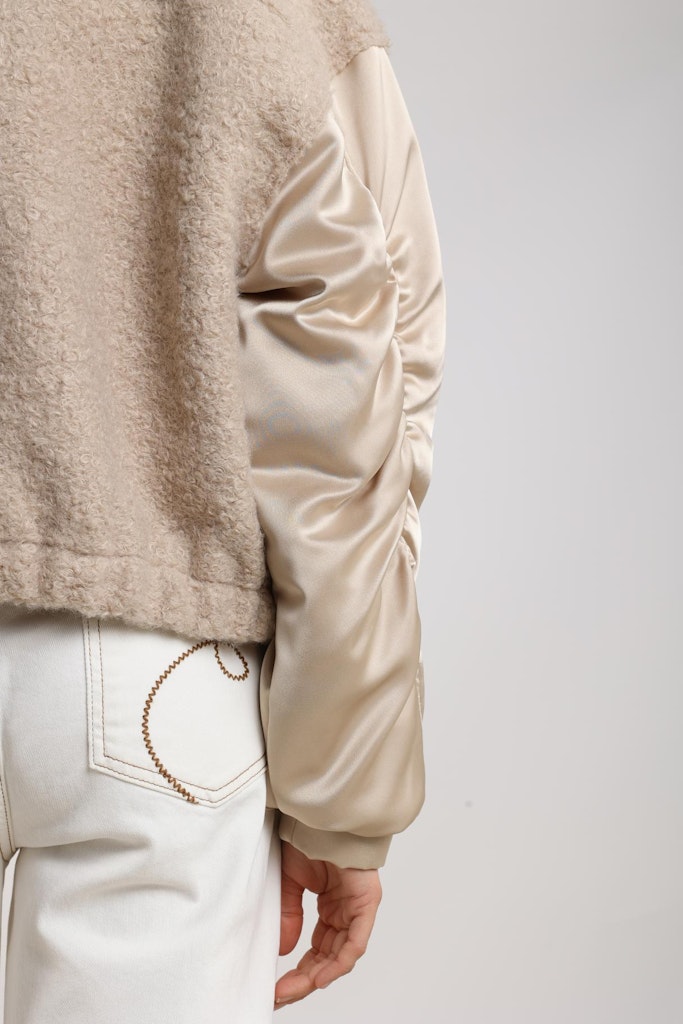 Baltimore Jacket Satin - Zand