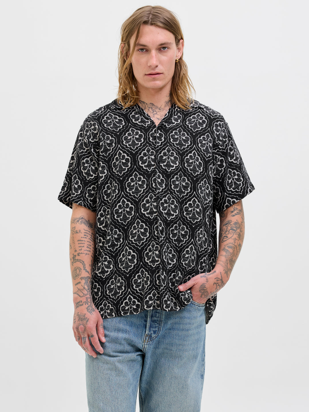 Jorhydra Noto Shirt Ss Ln - Zwart Dessin