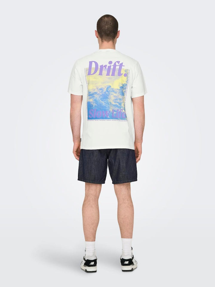 Onskye Reg Photo Ss Tee - Off-white