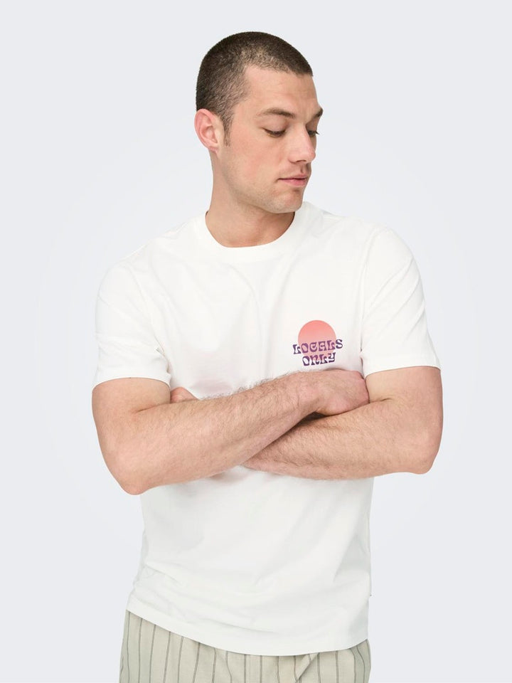 Onskye Reg Photo Ss Tee - Off-white