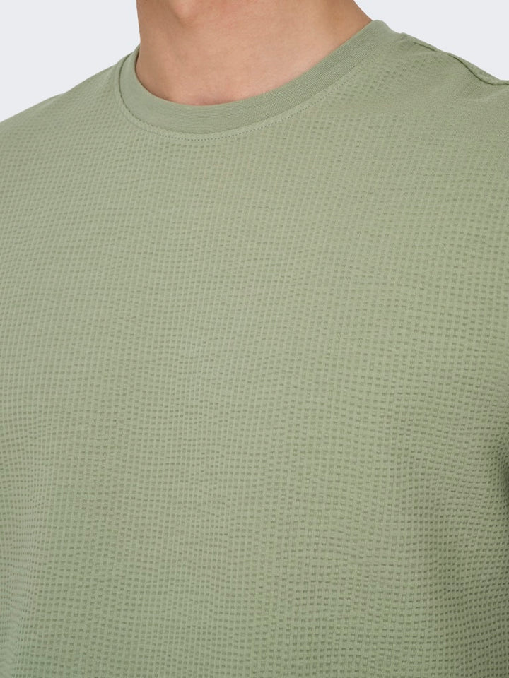 Onskian Reg Seersucker Ss Tee - Olijf