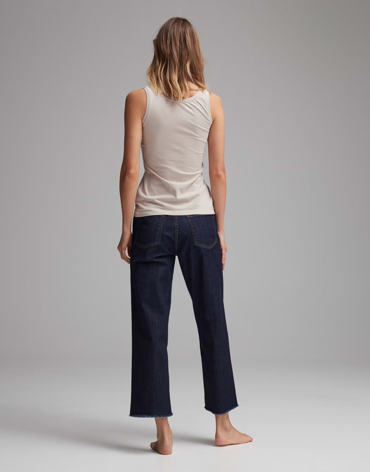 236350601 - Beige
