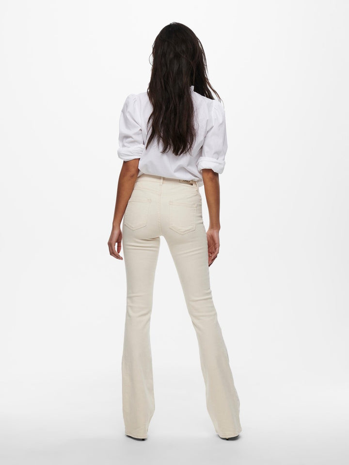 Only 15230778 blush – dames bootcut flare jeans - Ecru - L34