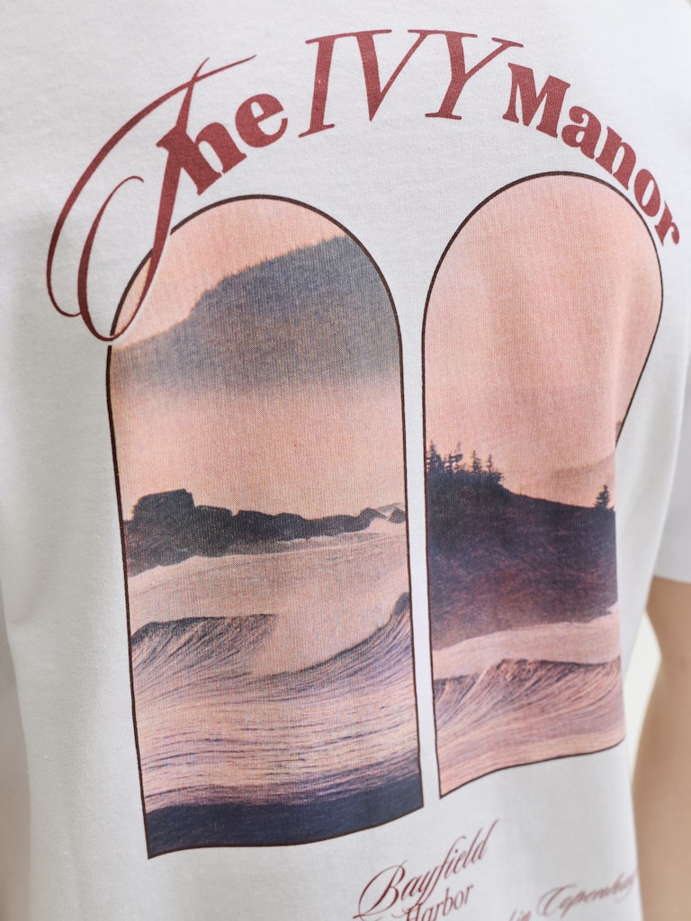 Jormontauk Photo Back Tee Ss Cn Jnr - Wit