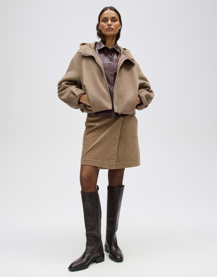 Opus Halenso 10606613243453 tussenjas dames licht bruin