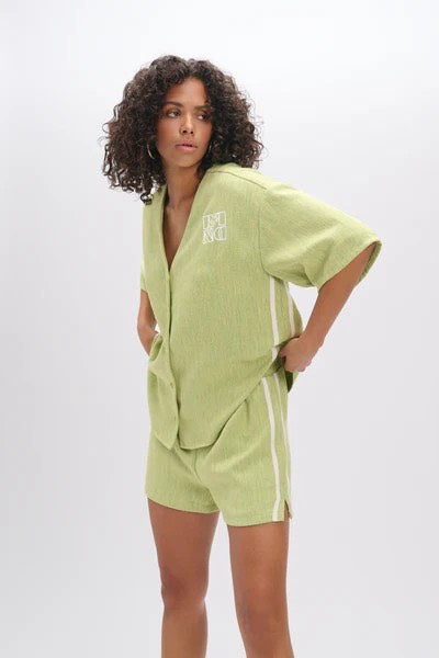 Refined department short dames lime – R2603159933