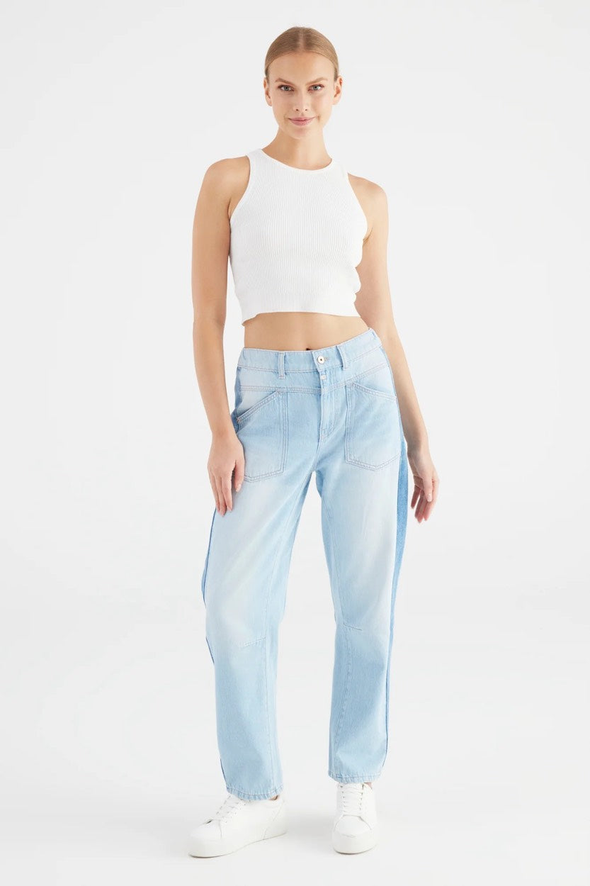 Arc Leg; %100 Co; L02; 303 - Black Denim