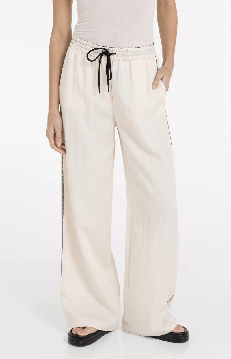 Woven Wide Leg Trousers - L32 - Ecru