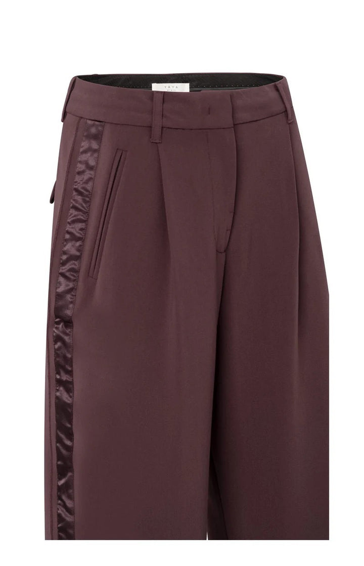 Trousers With Satin Side Tape - Aubergine