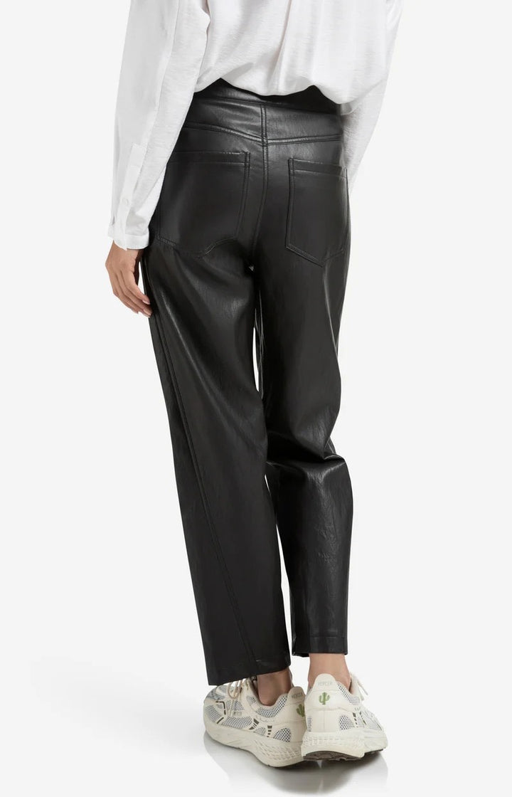 Faux Leather Carrot Fit Trouse - Bruin
