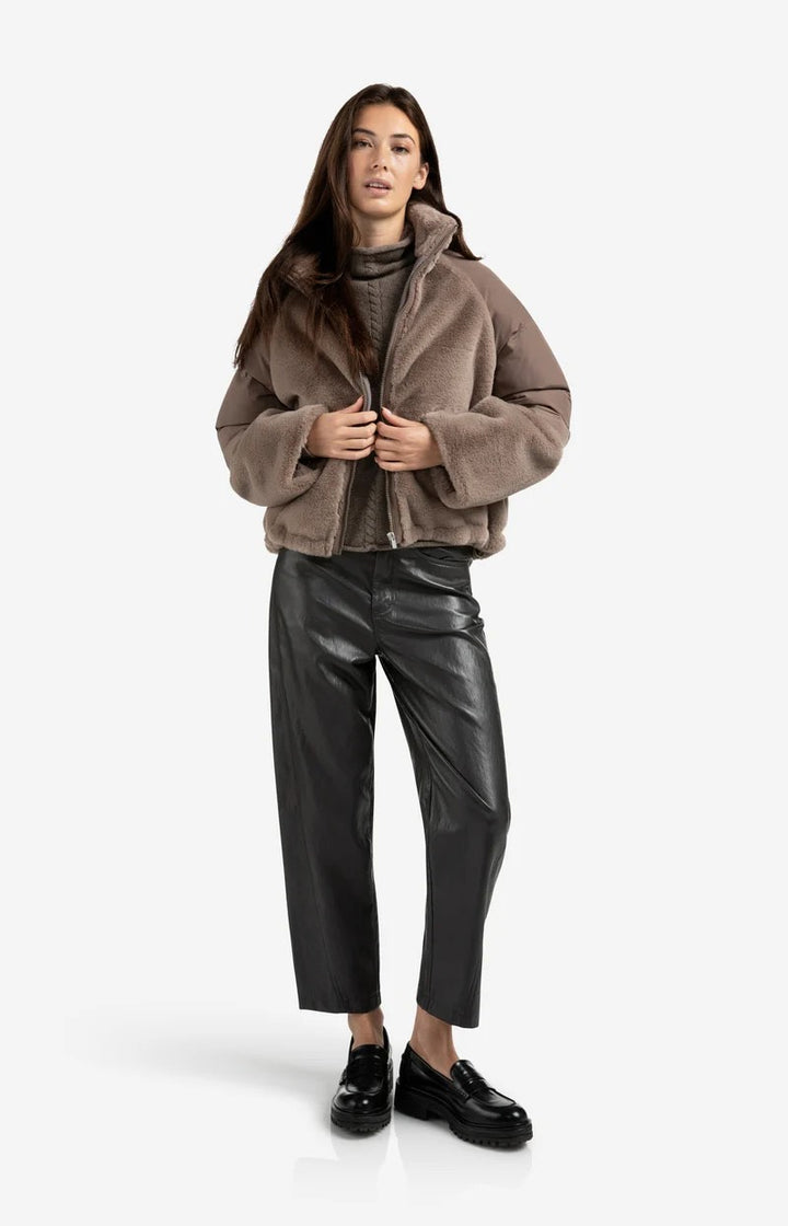 Faux Leather Carrot Fit Trouse - Bruin