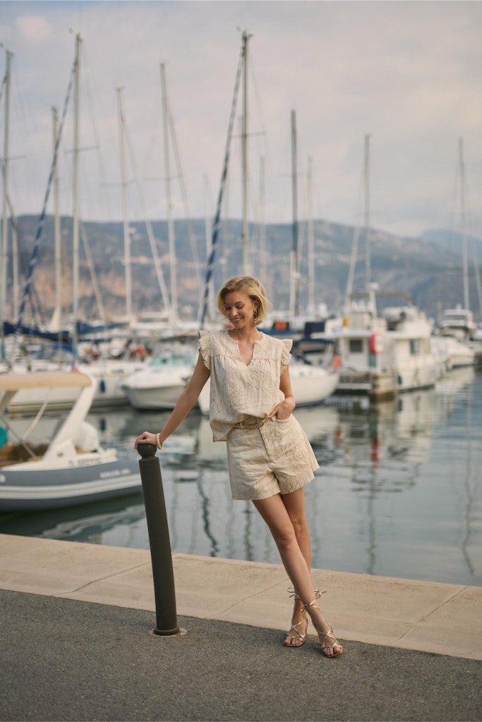 Dagmar Short Embroidery - Zand Dessin
