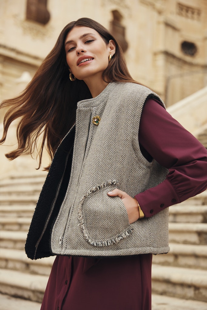 Kamala Gilet##3; 001757 Black/oli - Zwart Dessin