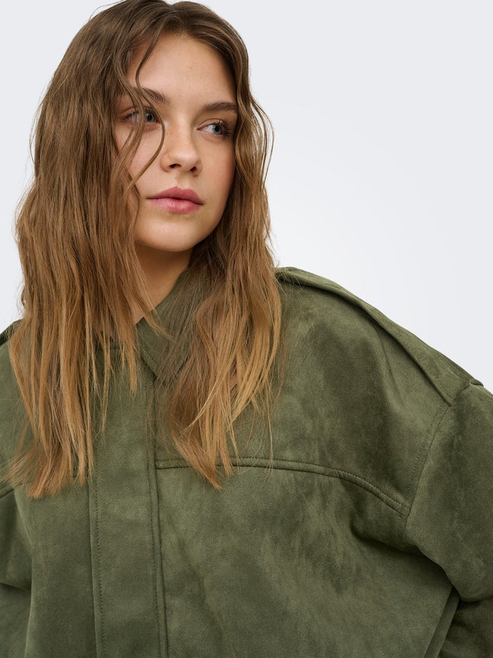 Onlmoon Stina Faux Suede Bomber Pnt Noos - Groen
