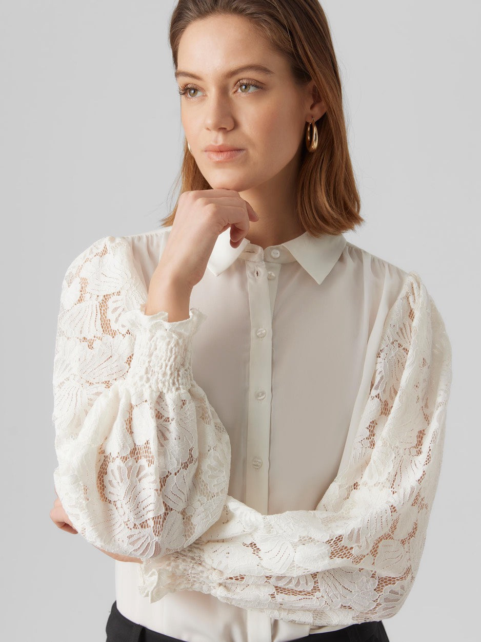 VMCABENA L/S SHIRT WVN BTQ - Off-white Lange mouw blouses VERO MODA 