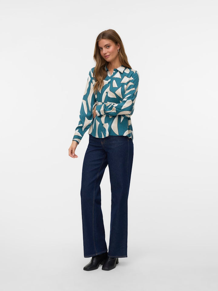 Vmcindy Regina Ls Shirt Wvn Ga - Groen Dessin