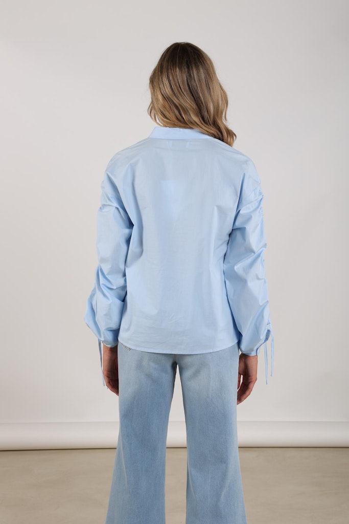 Rosa Blouse - Lichtblauw