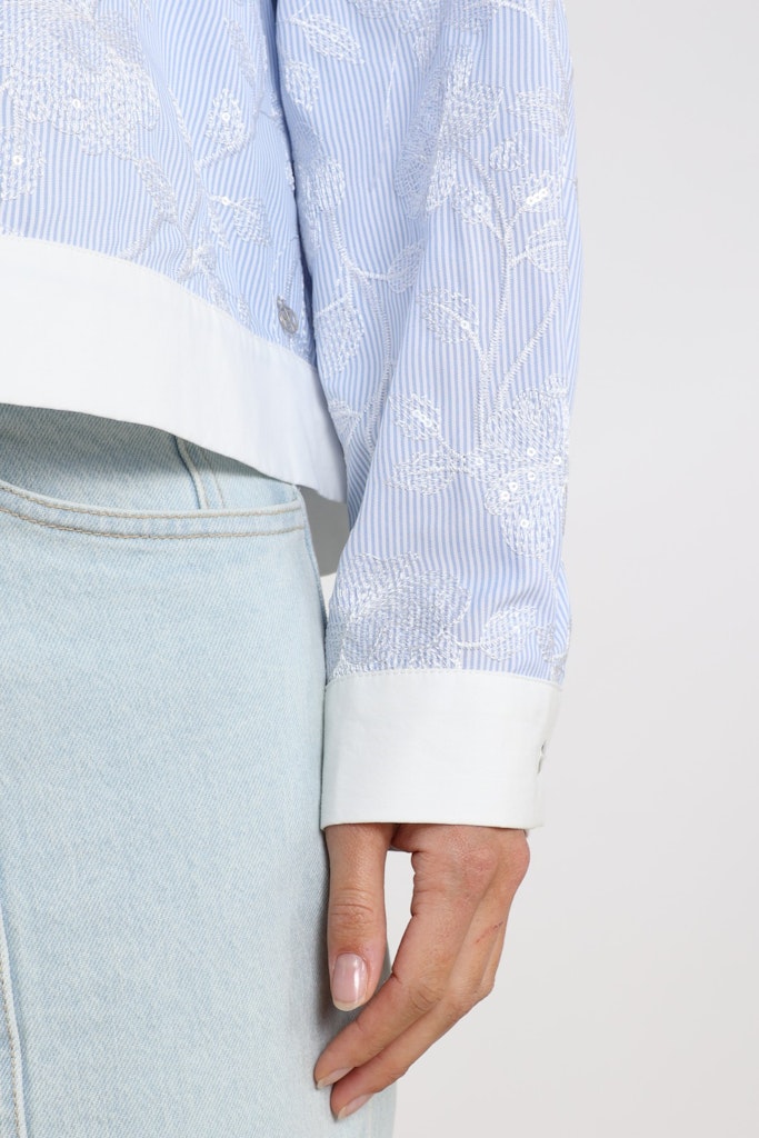 Meave Blouse Embroidery - Blauw Dessin
