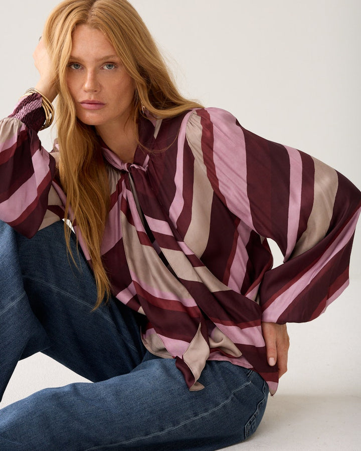 Top Bow Tie Stripe Printed - Rood Dessin