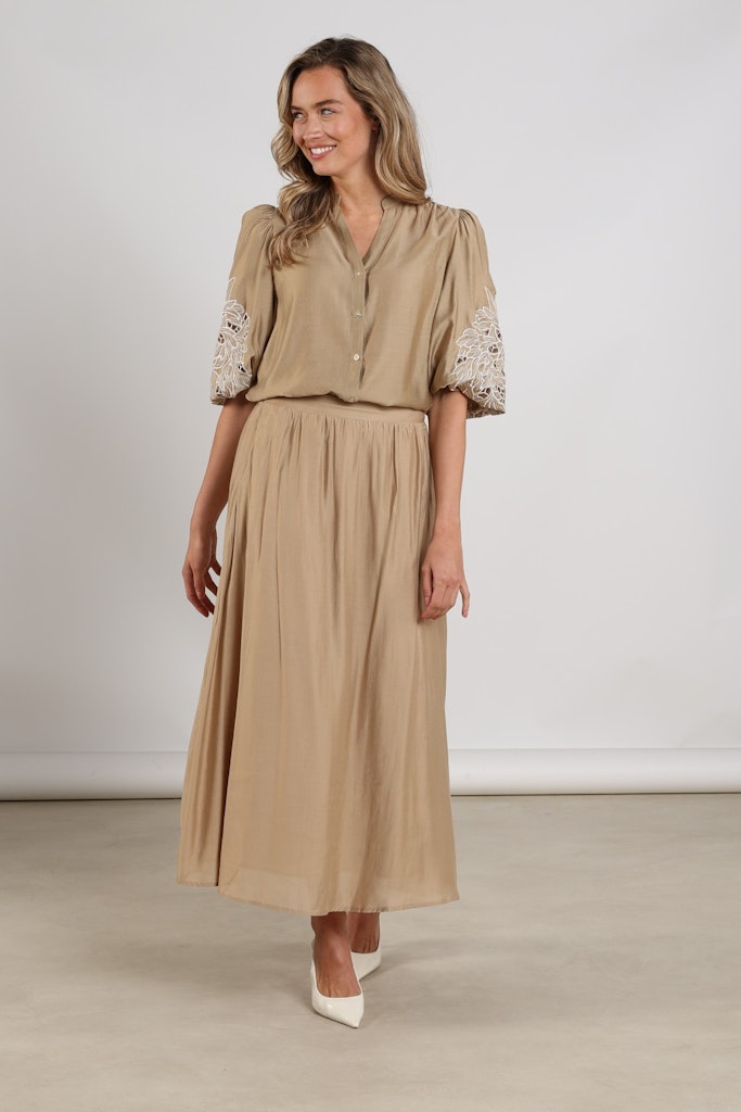 Rosie Blouse Embrodery - Camel
