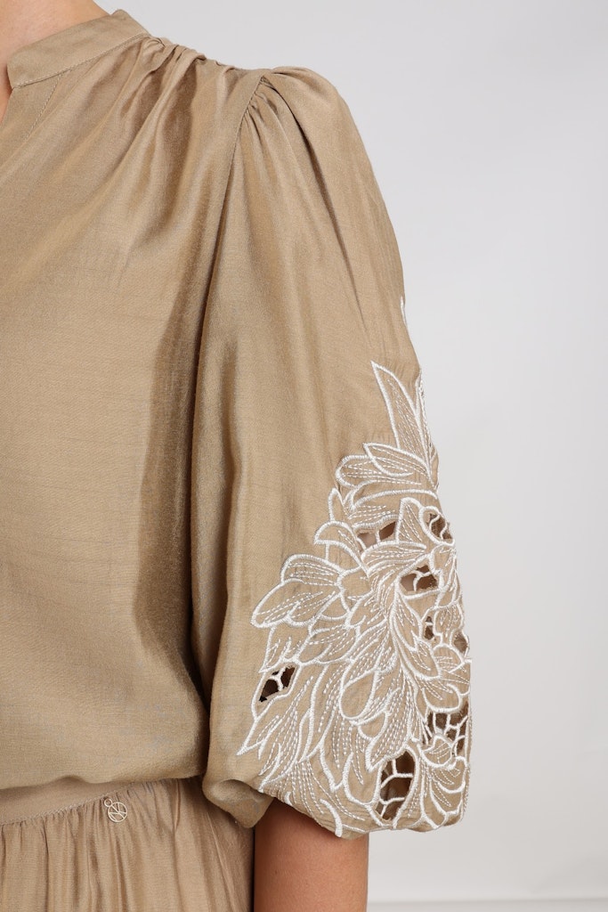 Rosie Blouse Embrodery - Camel