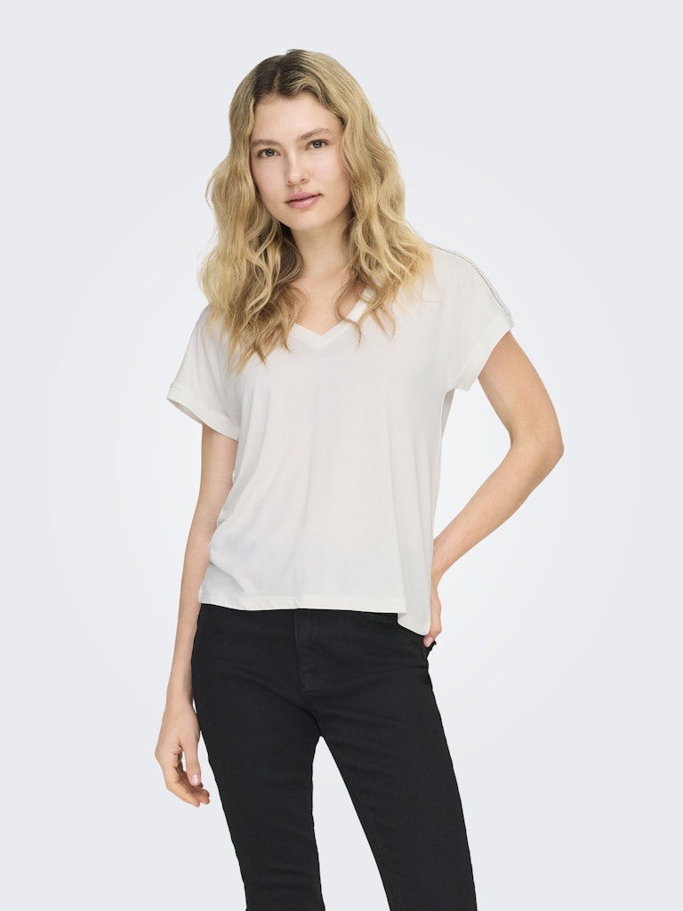 Onlfree Life S/s V-neck Lace Top Jrs - Off-white
