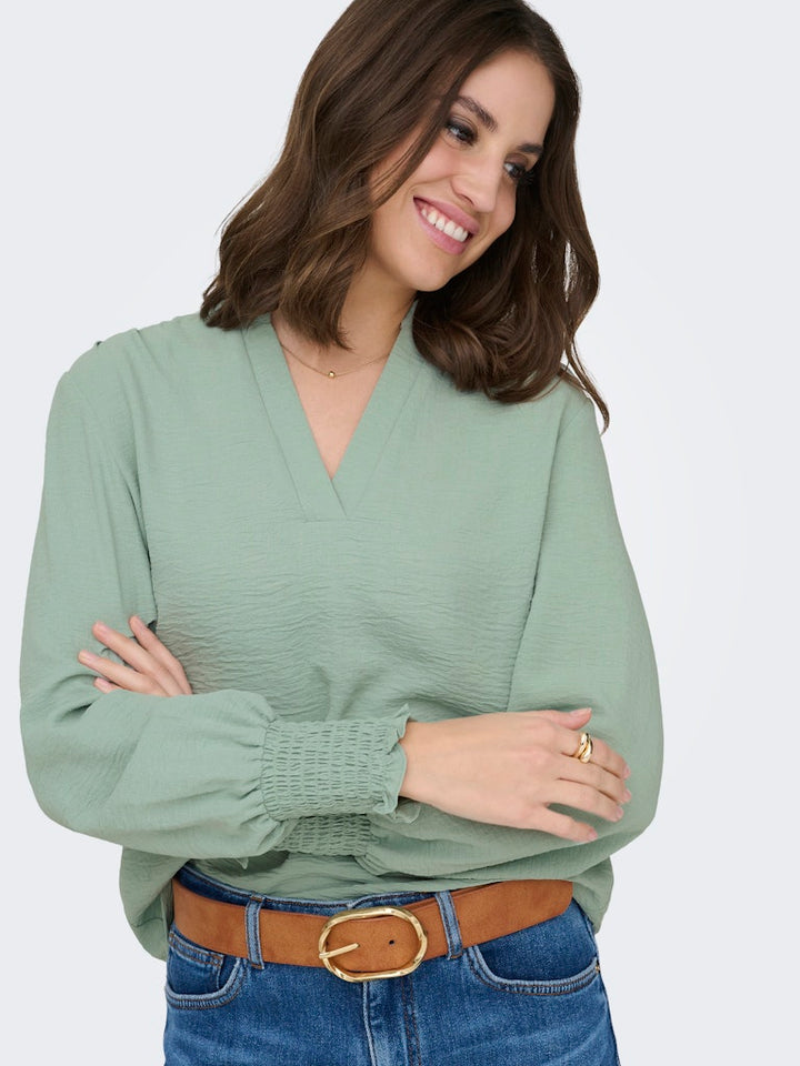 Onlmette V-neck Ls Smock Top Noos Wvn - Mint
