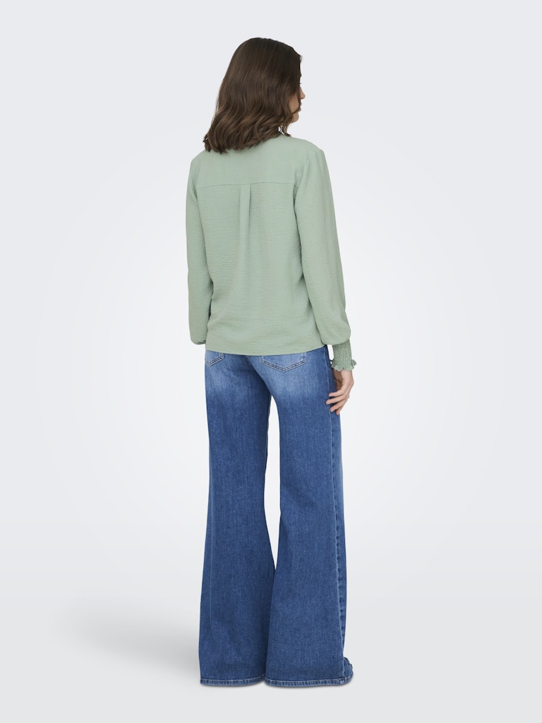 Onlmette V-neck Ls Smock Top Noos Wvn - Mint