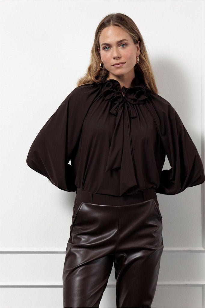 Palmer Ruffle Blouse - Bruin
