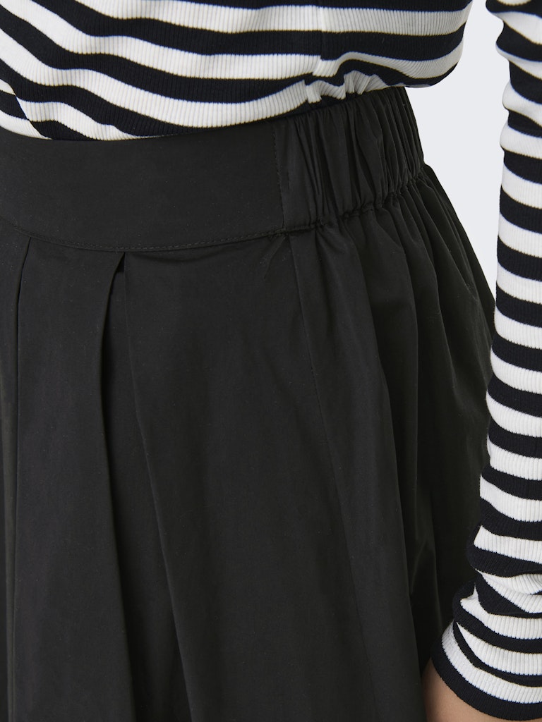 Onlmaila Long Pleat Skirt Ox Wvn - Zwart