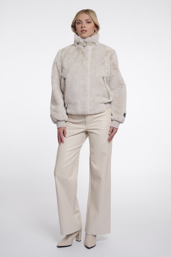Short Faux Fur Jacket - Beige