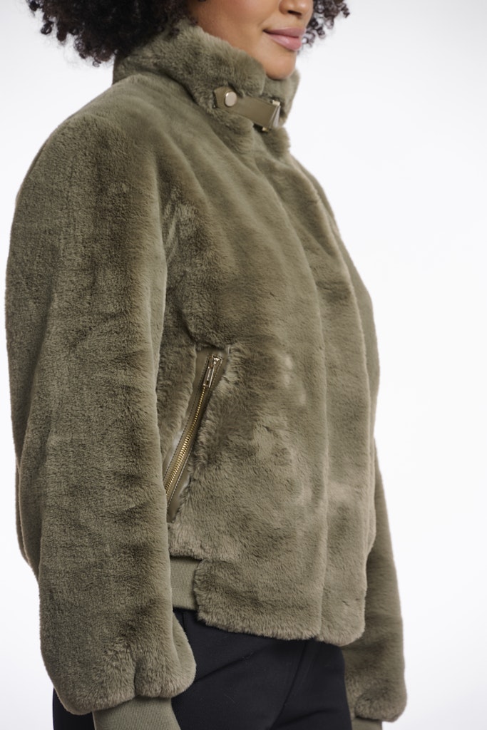 Short Fake Fur Jacket - Olijf