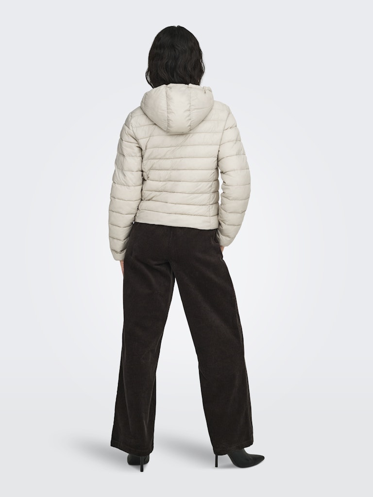 Onltahia Lw Quilted Hood Jkt Noos Otw - Beige