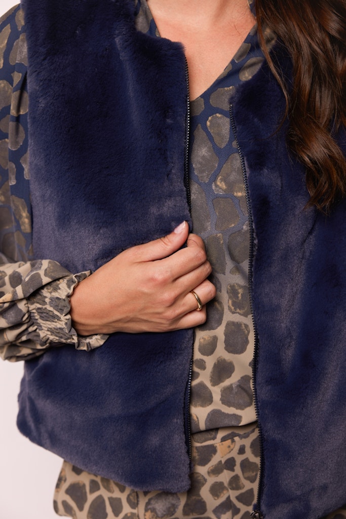 25wzg37 Lalita - Blauw