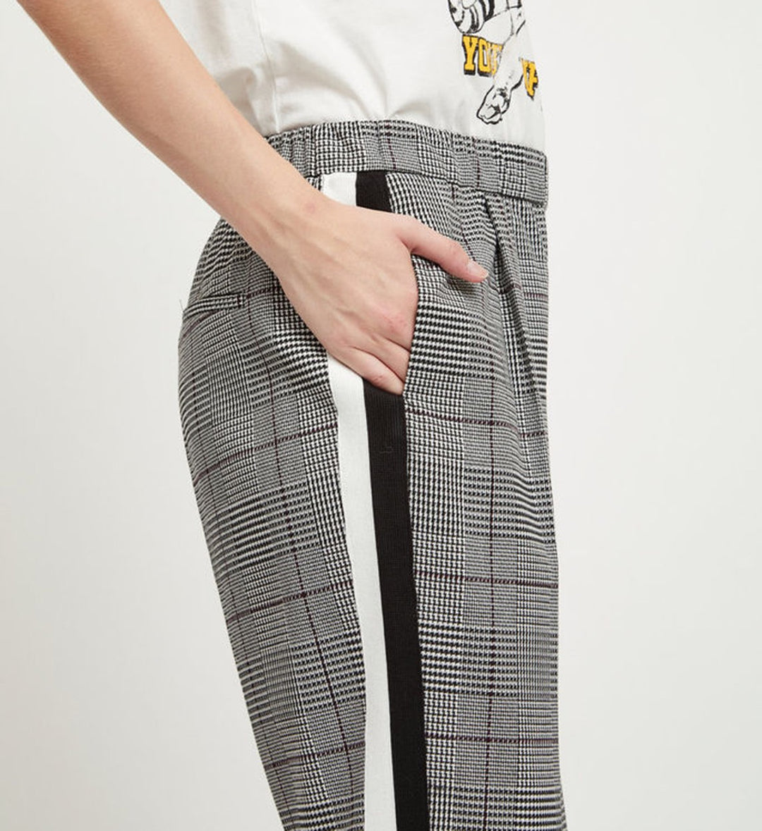 Elvira Casuals e2 25-063 lange broek dames zwart dessin