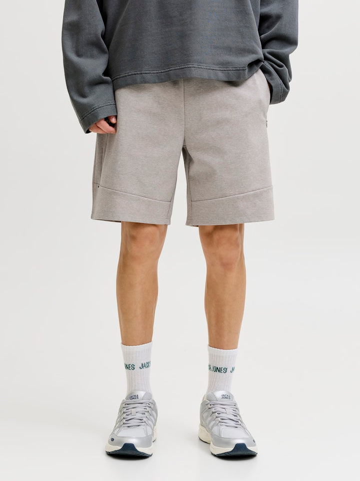 Jpstgordon Base Sweat Shorts Srt Sn - Lichtgrijs