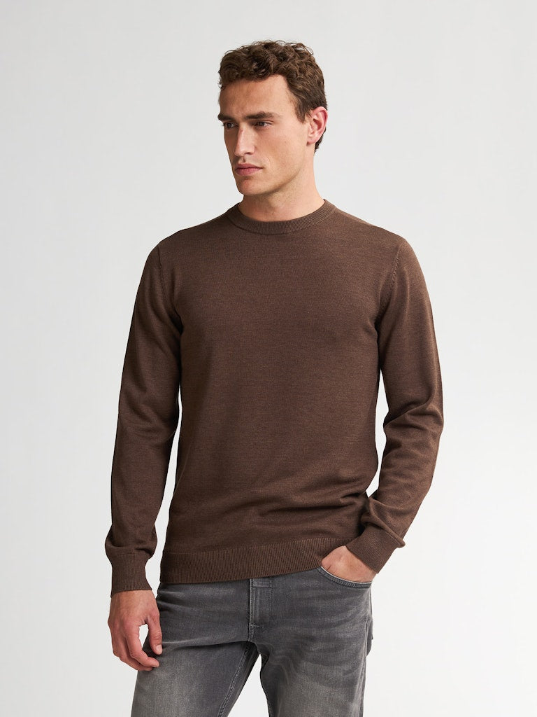 Men Knitwear Round Neck Basic - Bruin