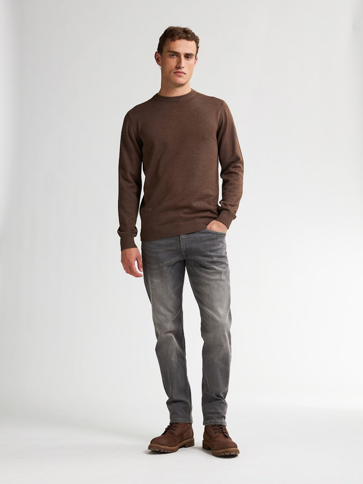 Men Knitwear Round Neck Basic - Bruin
