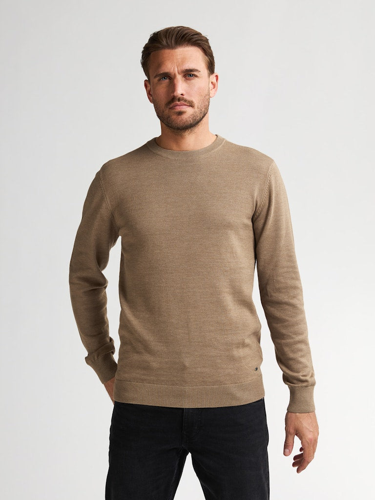 Men Knitwear Round Neck Basic - Camel