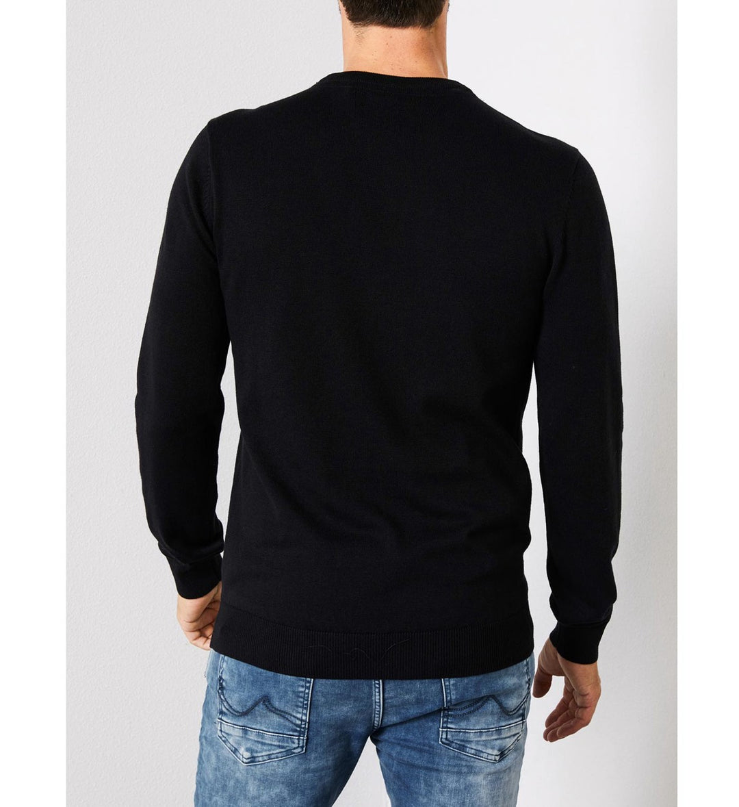 M-3040-kwr219  Knitwear Round Neck Basic - Zwart