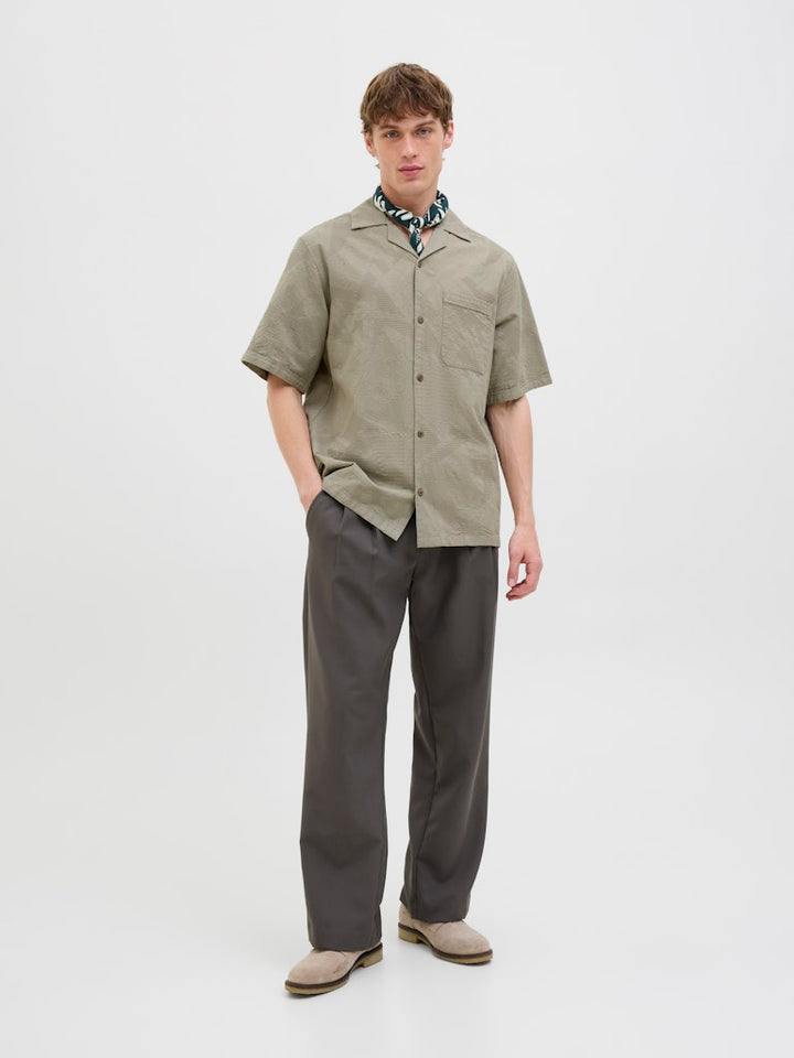 Jprbluluke Jacquard Resort Ss Shirt - Olijf