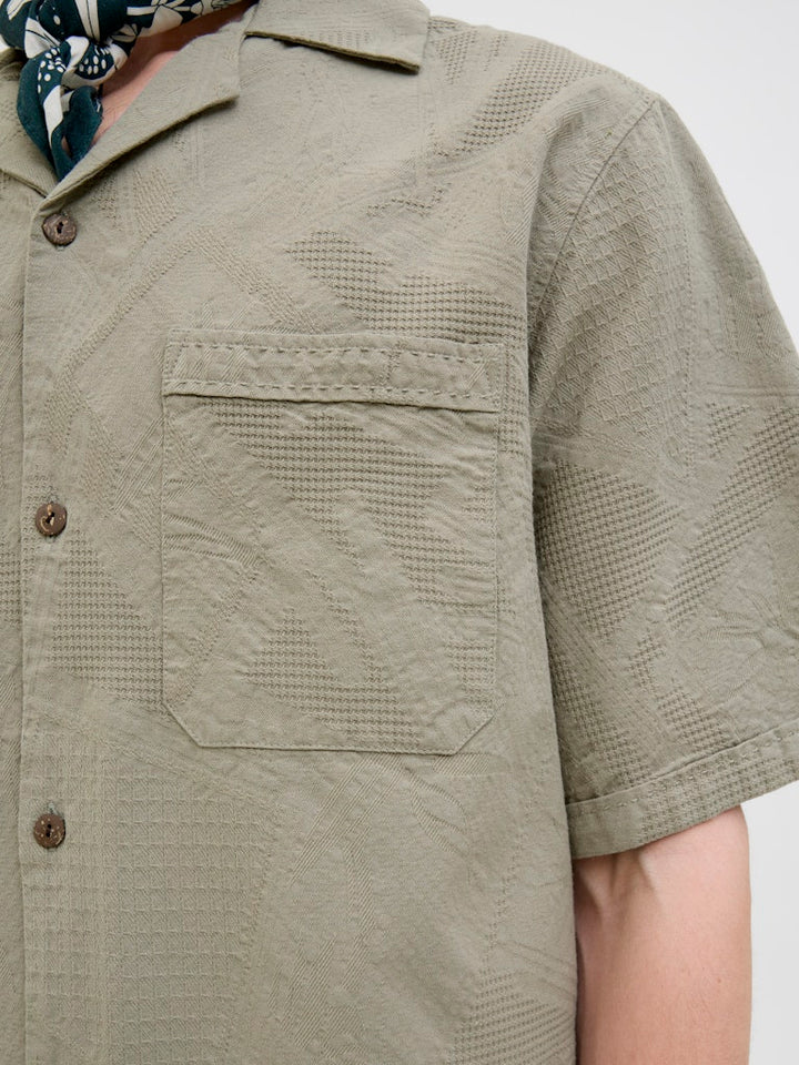 Jprbluluke Jacquard Resort Ss Shirt - Olijf