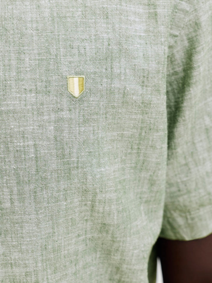Jprblusummer Lin. Bl. Shield Ss Shirt Sn - Groen Dessin