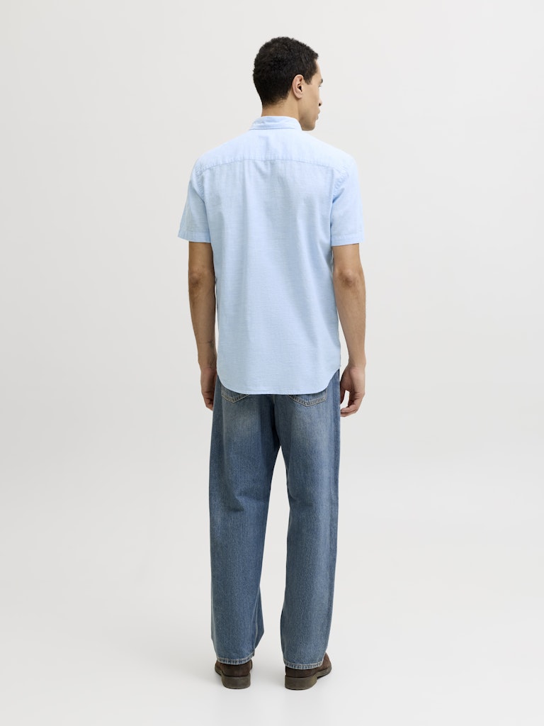 Jprblusummer Lin. Bl. Shield Ss Shirt Sn - Lichtblauw