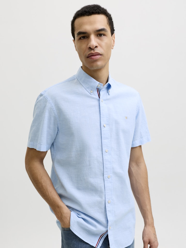 Jprblusummer Lin. Bl. Shield Ss Shirt Sn - Lichtblauw